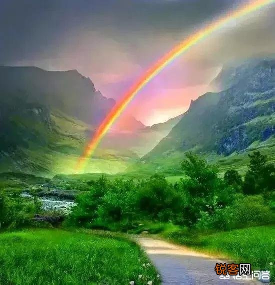 美女画了一幅画求夸,我该怎么花式夸她画的好呢？