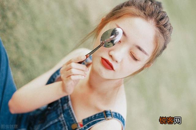 怎样夸女生好看？