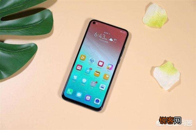 荣耀v20和小米9从拍照、系统流畅度、CPU等性能上来说,哪个更值得入手？