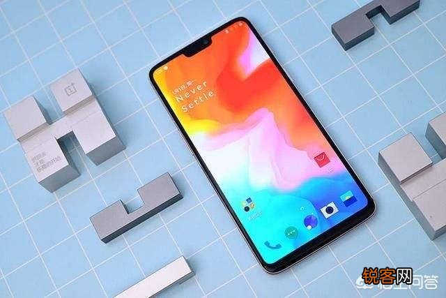 3000元买一加6、小米mix3和荣耀v20中的哪个好？