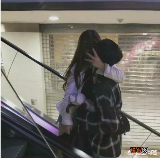 男女生在一起都会做什么？