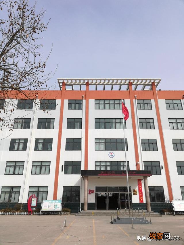 这事儿｜义务教育阶段男女教师比例失衡,男教师上哪儿找？