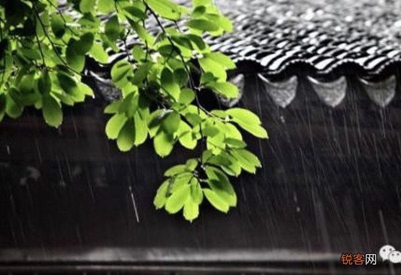 梅雨季节衣服发霉怎么办