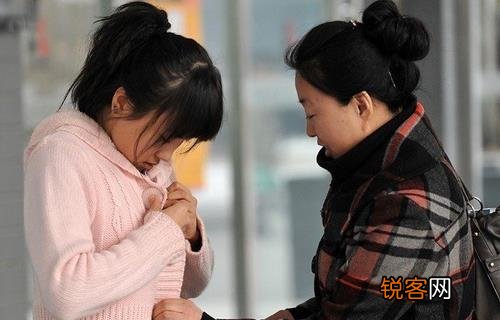 学生高考家长过分关心