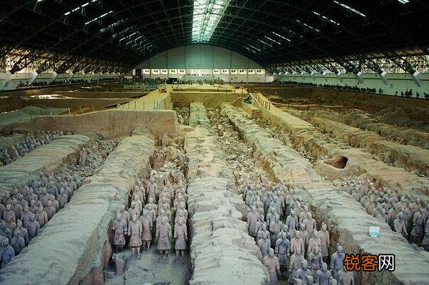 秦始皇为什么要建造兵马俑 兵马俑是真人吗