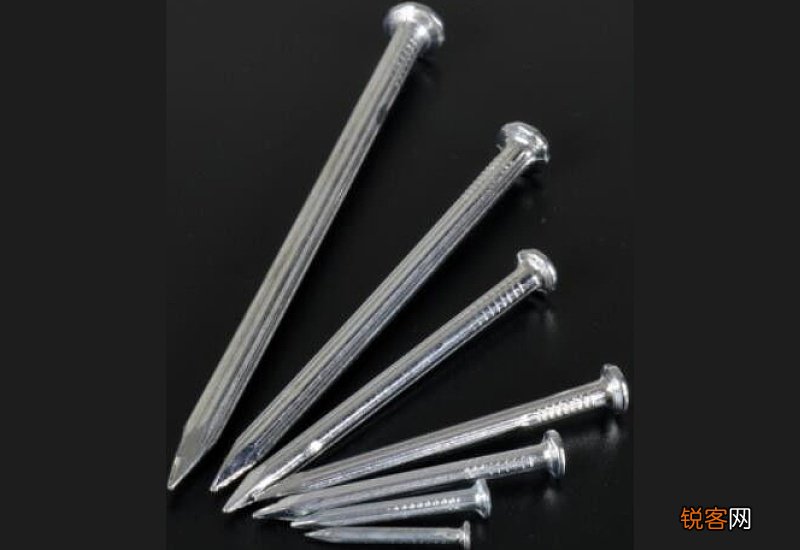 水泥钉怎么往墙上钉