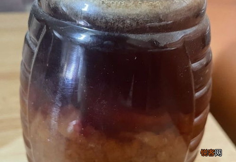 蜂蜜2年了发黑还能喝吗