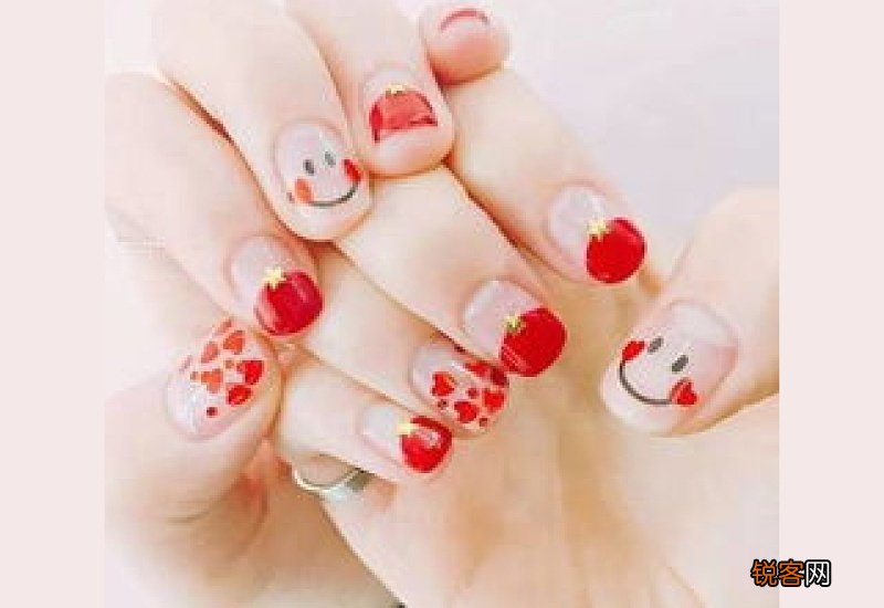 新年美甲图片2021简单大方红色