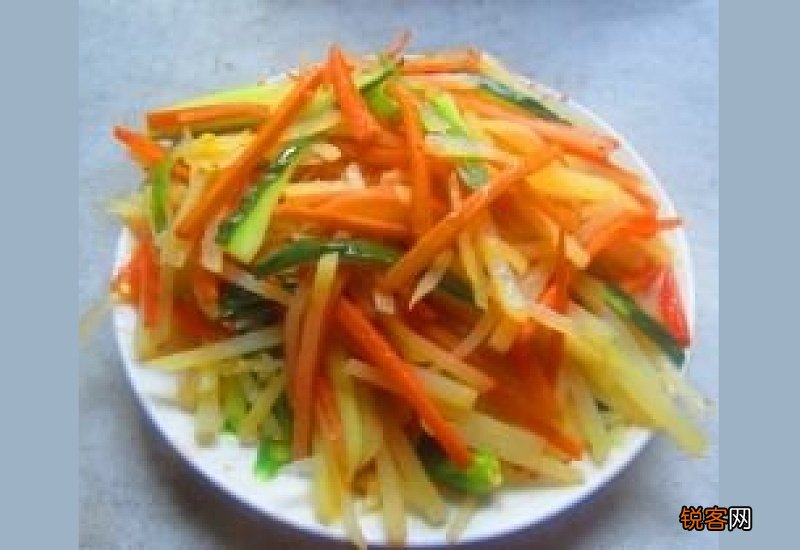 土豆可以和胡萝卜一起炒着吃吗?