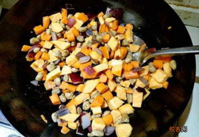 红薯和鸡肉能一起吃吗 红薯跟鸡蛋一起煮有毒吗