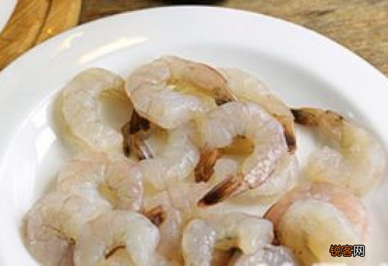 虾仁与菠菜能一起吃吗 虾和菠菜能一起吃吗