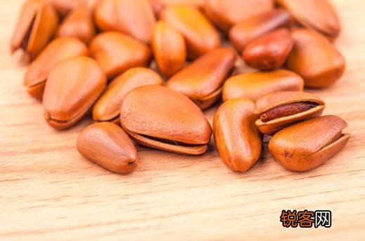 男性便秘危害大 男人便秘饮食禁忌与适合的饮食