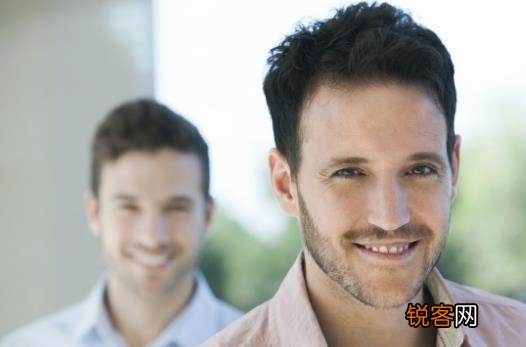 性功能老化说明男人更年期到了 多喝粥类调理更年期