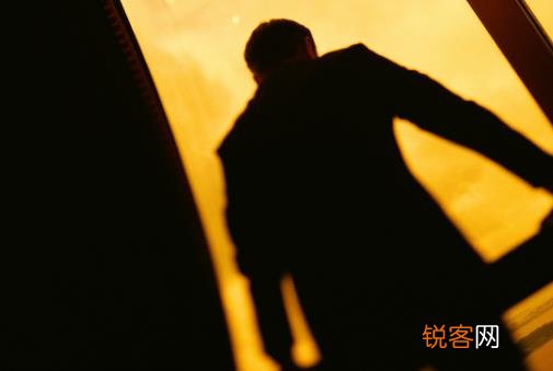 性功能老化说明男人更年期到了 多喝粥类调理更年期