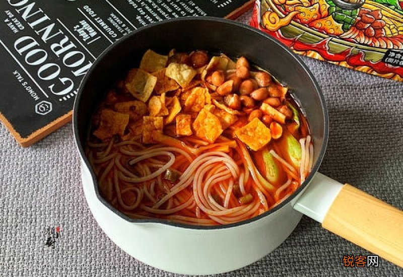 螺蛳粉开水煮还是冷水