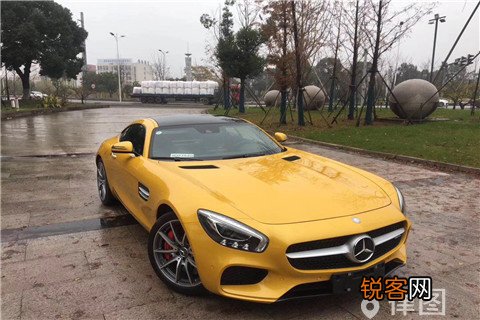 交通事故同等责任有人伤如何赔偿？