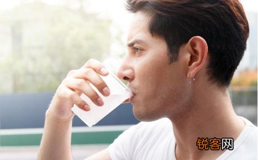 男性肾虚的常见症状 秋天男性应该如何保养