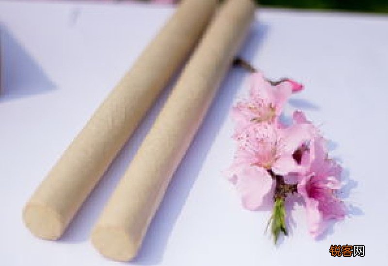 艾灸肚脐出水好吗