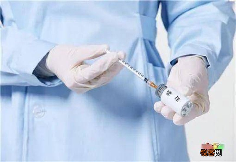 请问打了新冠疫苗还会携带病毒吗