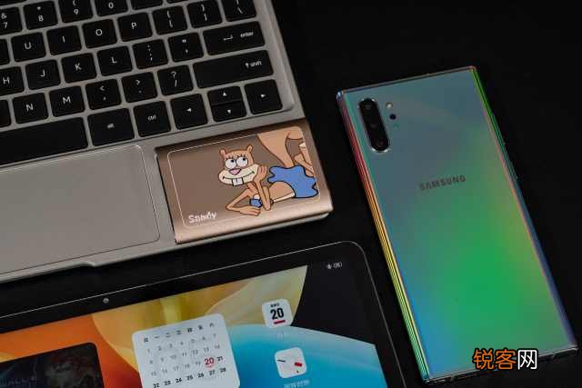 海绵宝宝联名款移动固态 HP P500移动固态硬盘价格