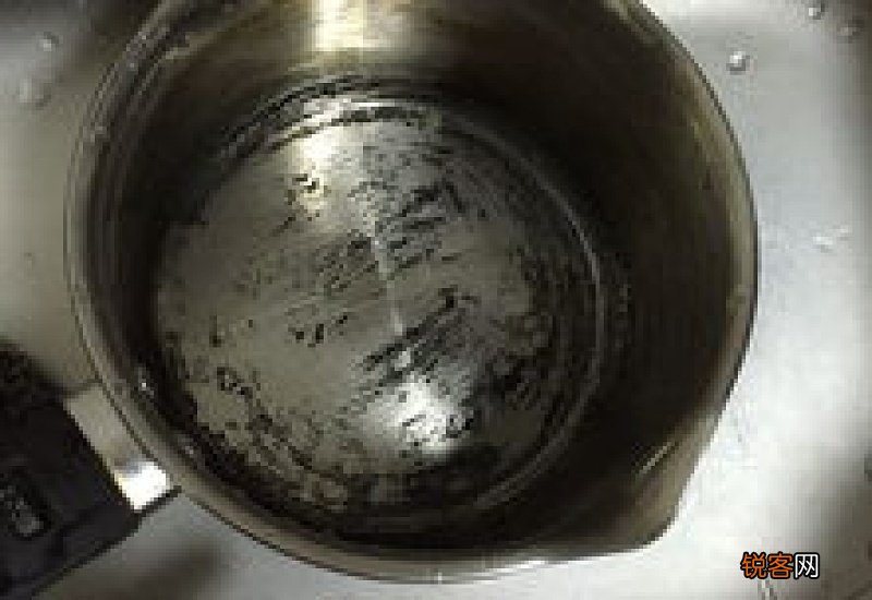 不锈钢锅烧糊了怎么清洗
